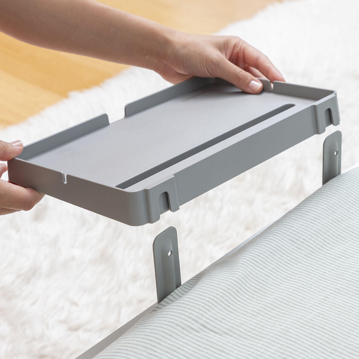 Prateleira Universal para Cama – Bedten InnovaGoods | Apoio Portátil para Telemóvel, Tablet